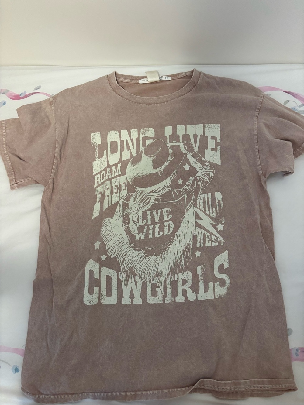 Altar'd State Mauve Graphic 'Cowgirls' Short Sleeve Tee